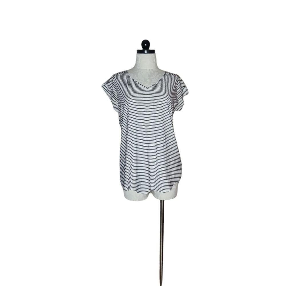 Express Black and white stripe blouse